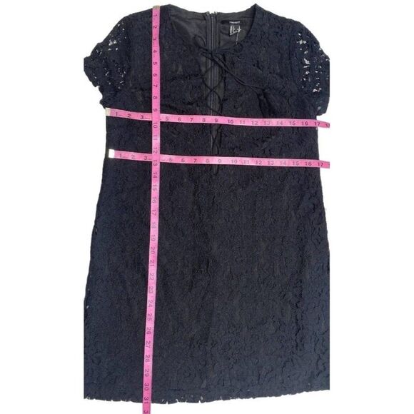 Forever 21 Black Lace Plunging Lace Up Neckline Dress sz Small NEW - Picture 7 of 10